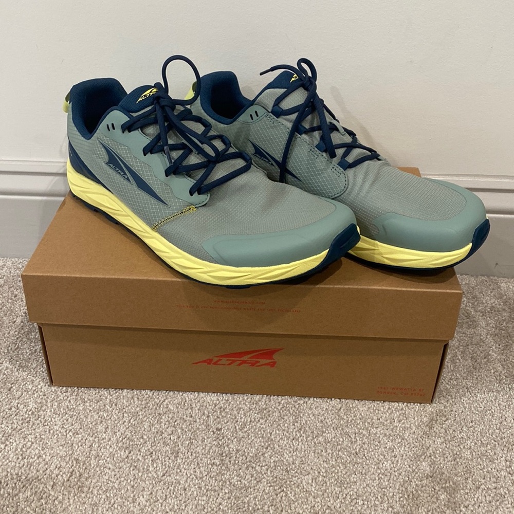 Altra Men’s Superior 6